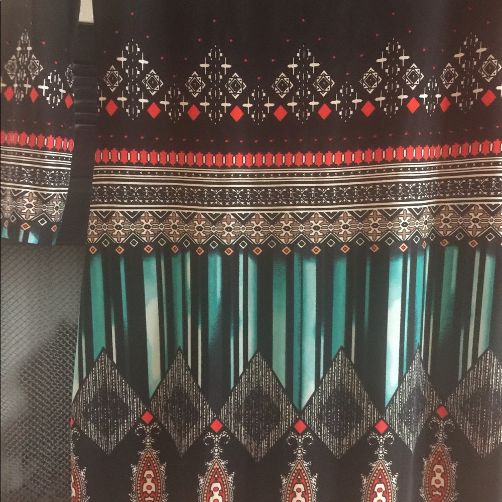 Designer Cache Dress - Picture 4 of 4